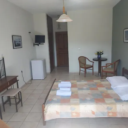 아파트호텔 Miaritis 3*